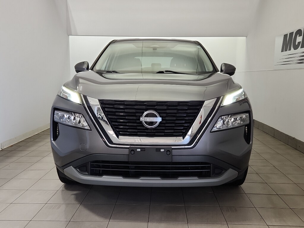 2023 Nissan Rogue SV photo 3