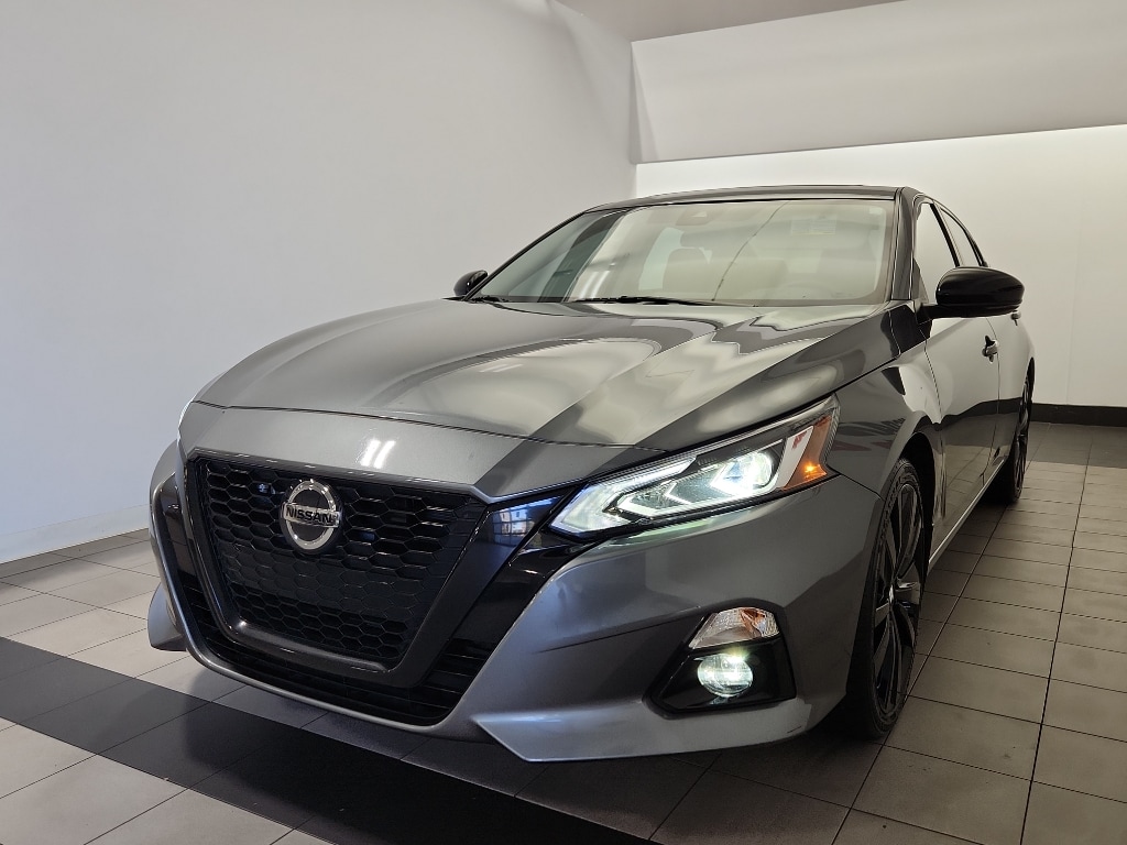 Used 2022 Nissan Altima 2.5 SR Sedan