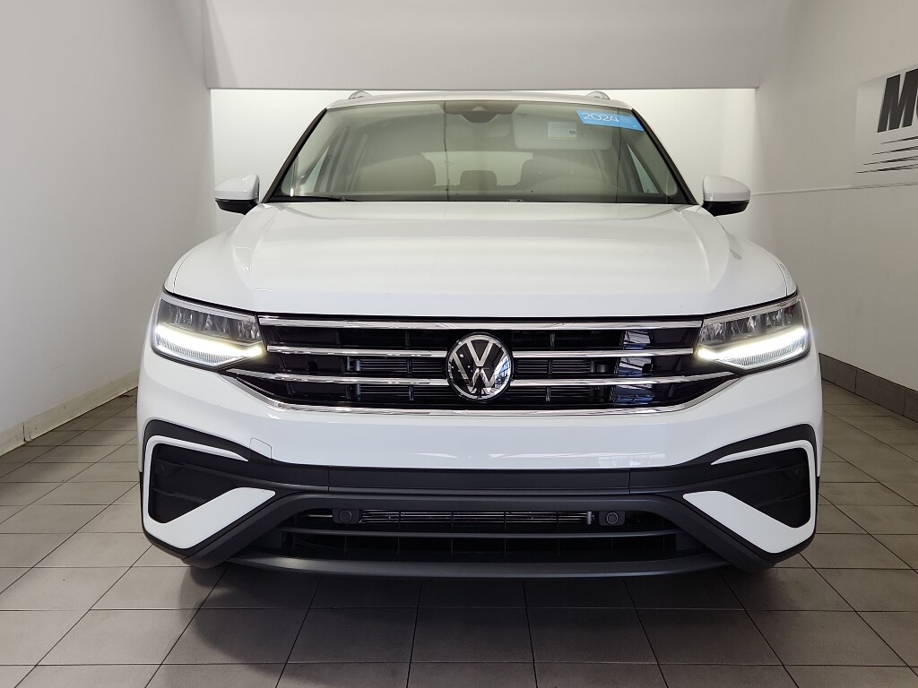 2024 Volkswagen Tiguan SE Wolfsburg Edition photo 3