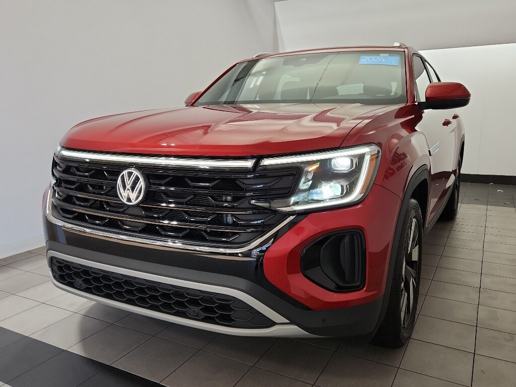 Certified 2024 Volkswagen Atlas Cross Sport 2.0T SE w/Technology SUV