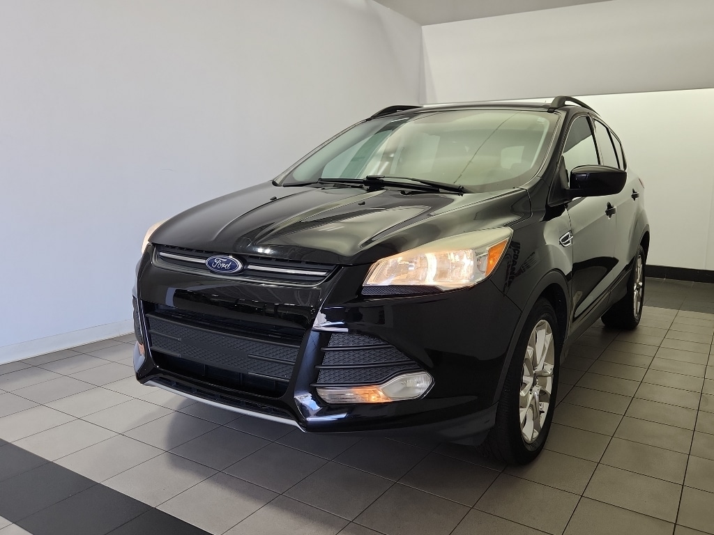 Used 2016 Ford Escape SE with VIN 1FMCU0GX9GUB71106 for sale in Orangeburg, SC