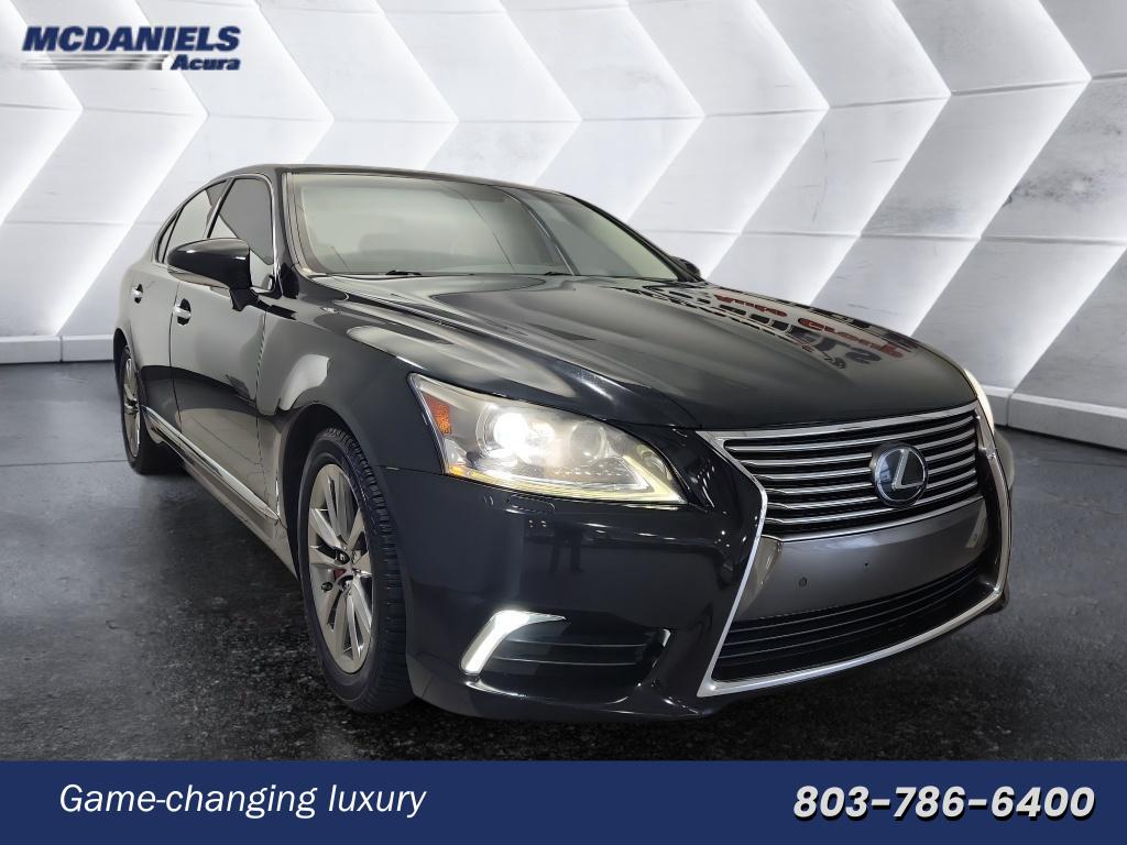 2013 Lexus LS Base's photo