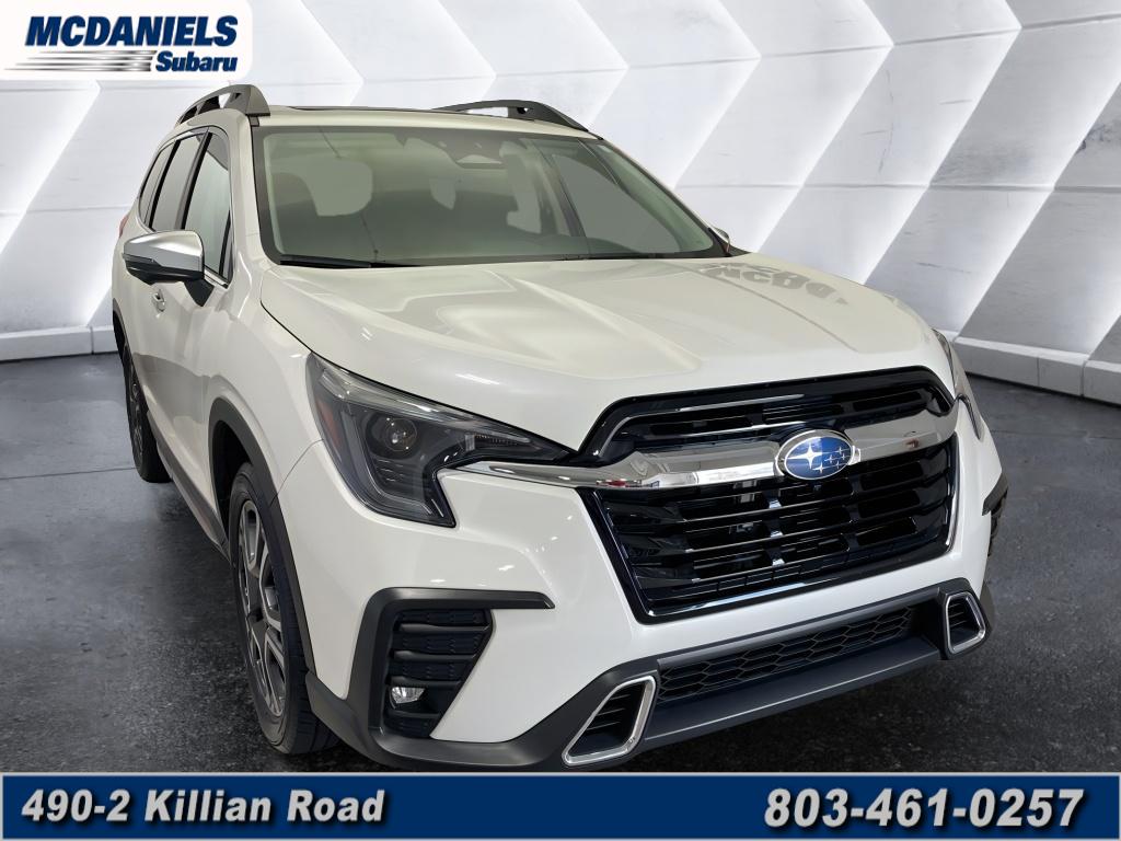 2023 Subaru Ascent Touring's photo