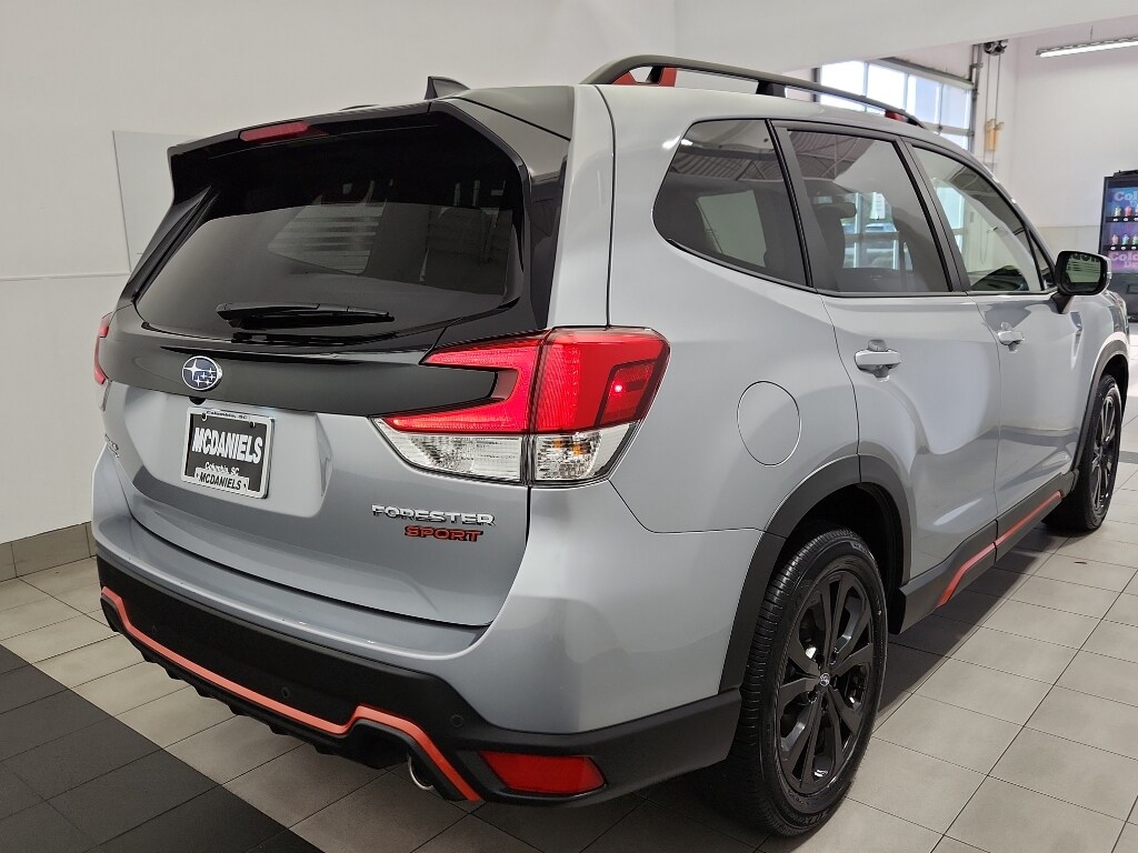 2024 Subaru Forester Sport photo 4