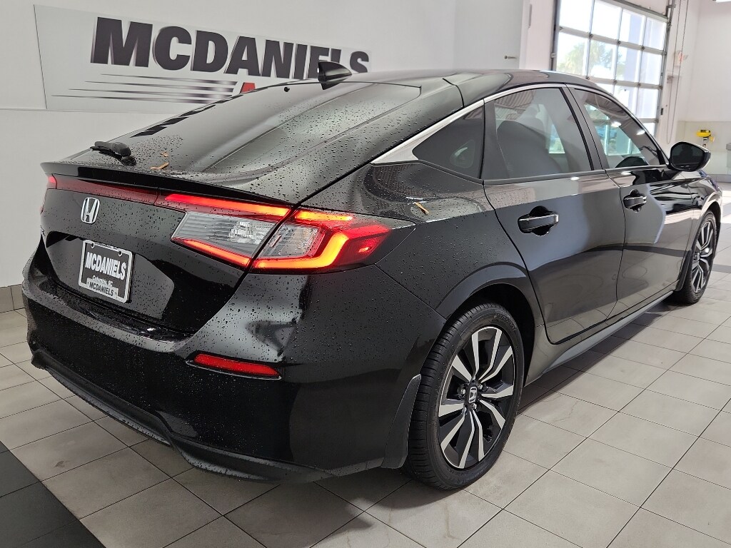 2024 Honda Civic EX-L Hatchback photo 4