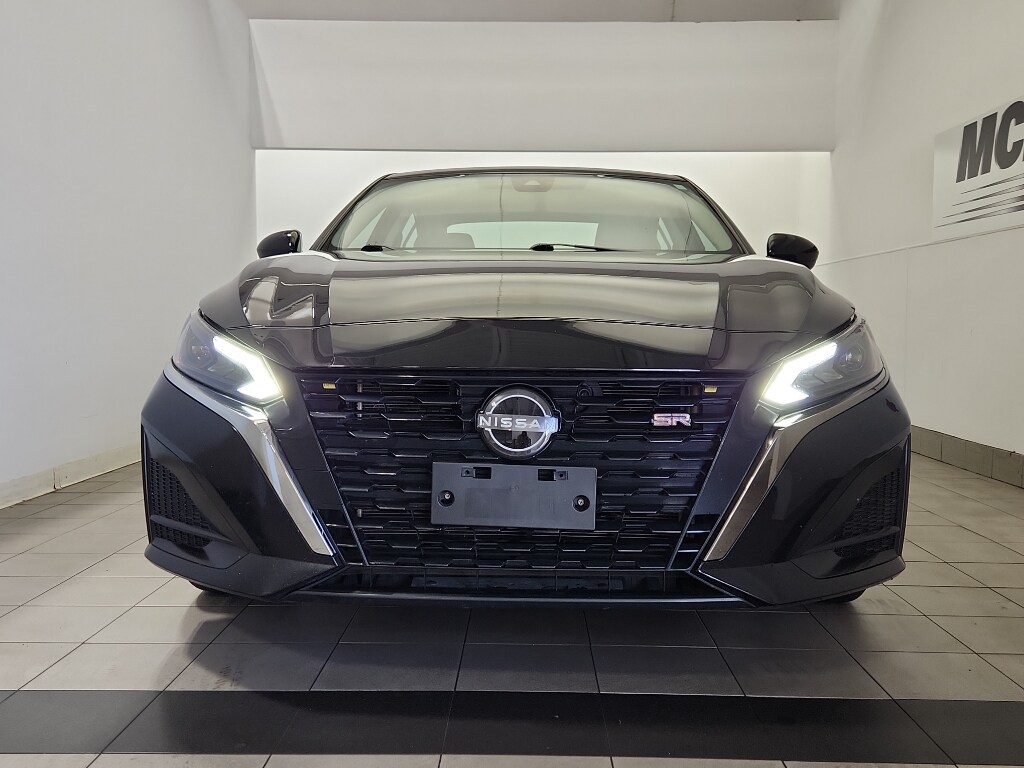 2024 Nissan Altima 2.5 SR photo 3