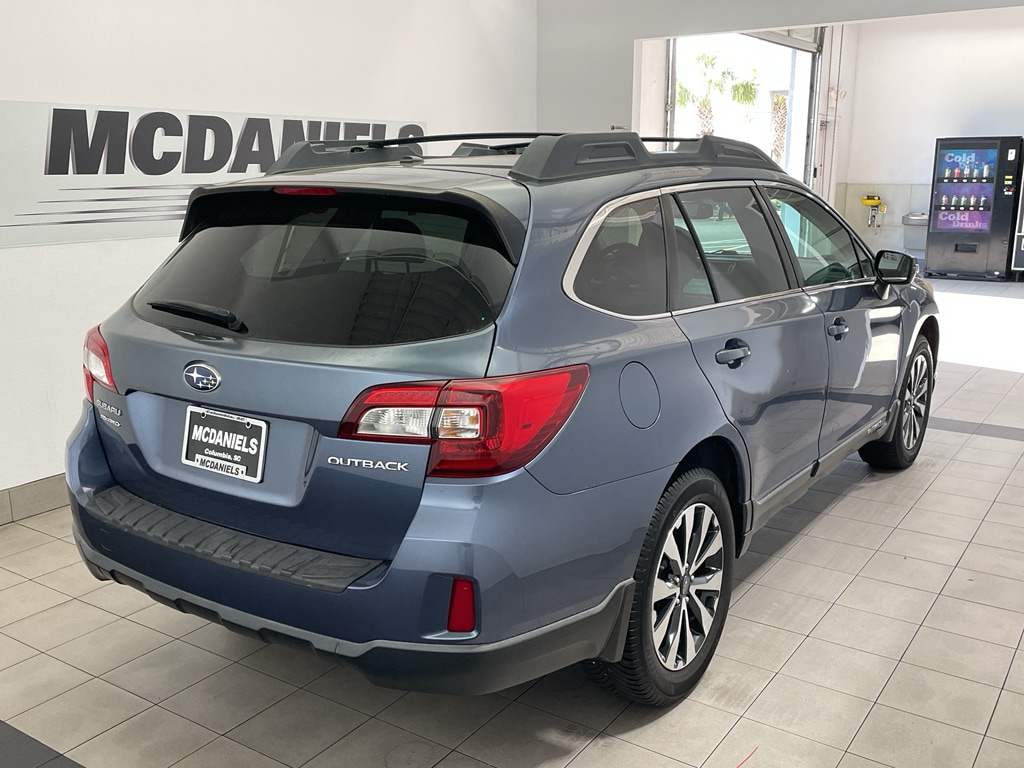 Used 2015 Subaru Outback 2.5i Limited w/Moonroof/KeylessAccess/Nav/EyeSight SUV