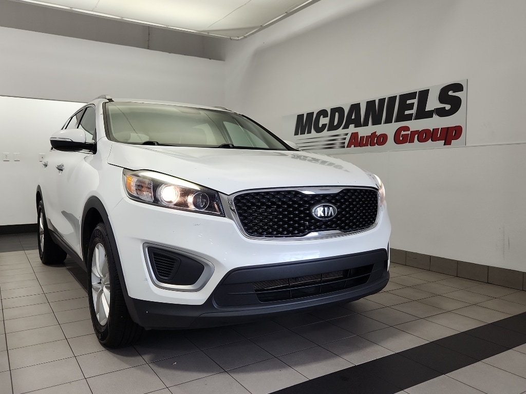 Used 2016 Kia Sorento LX with VIN 5XYPG4A30GG180997 for sale in Orangeburg, SC