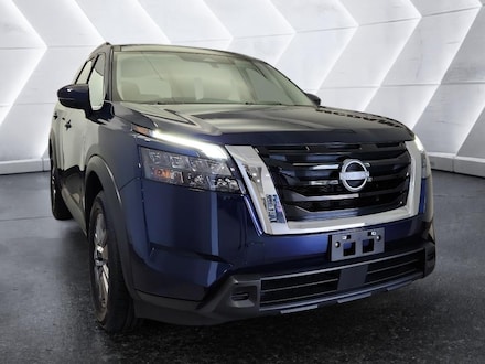 2025 Nissan Pathfinder SV SUV