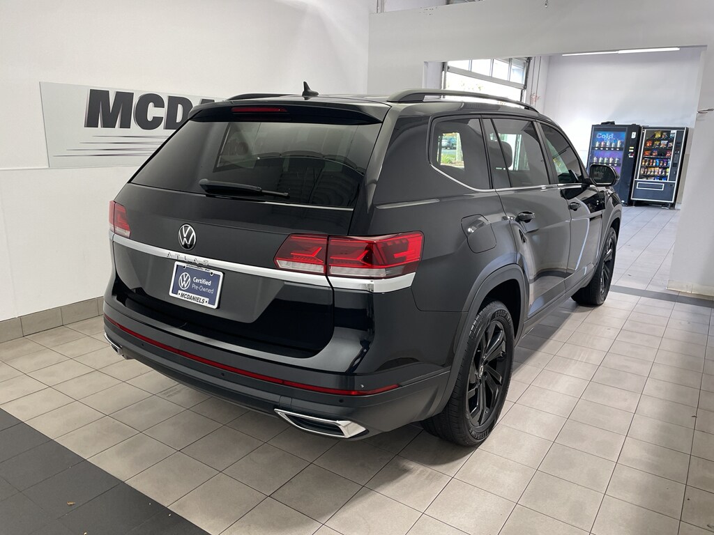 2022 Volkswagen Atlas SE Technology photo 2