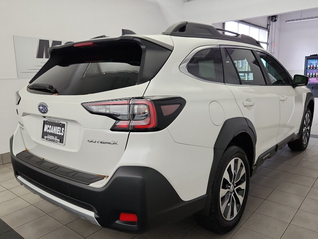 2025 Subaru Outback Limited photo 3