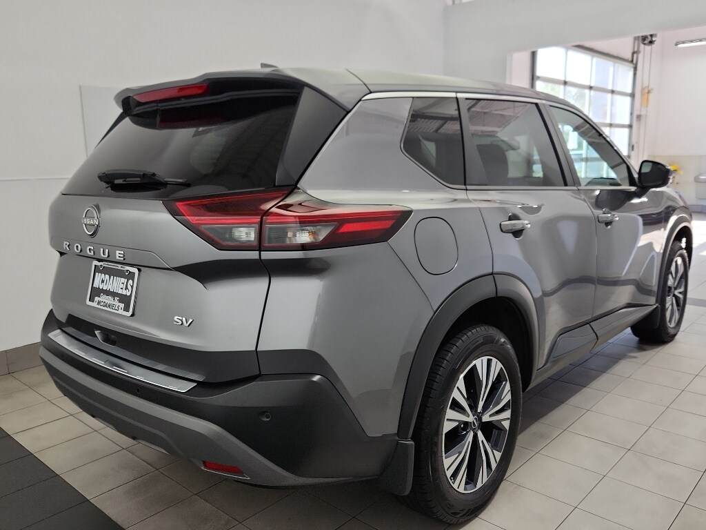 2023 Nissan Rogue SV photo 4