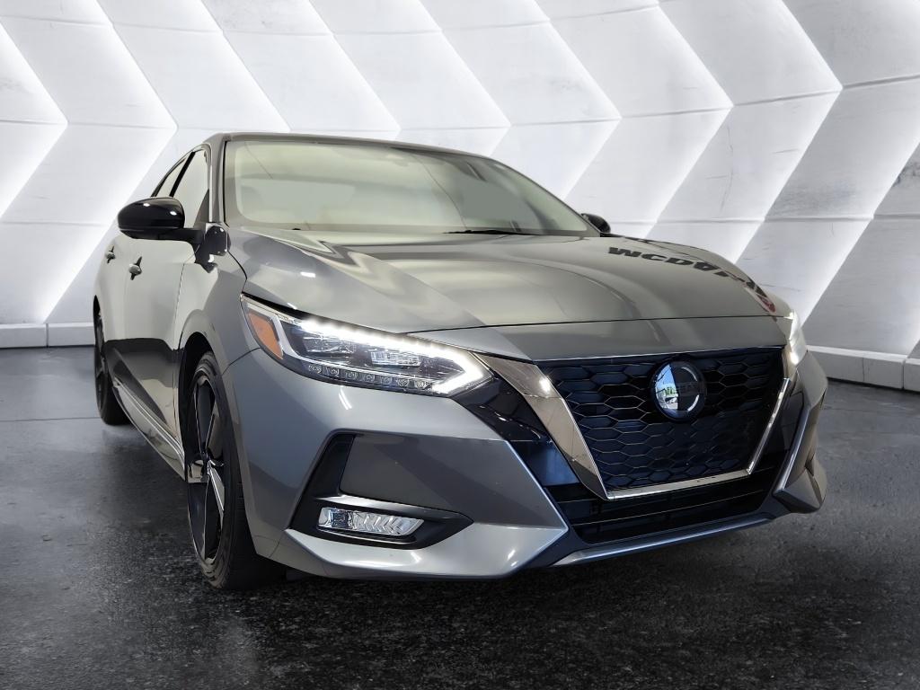2022 Nissan Sentra SR CVT's photo