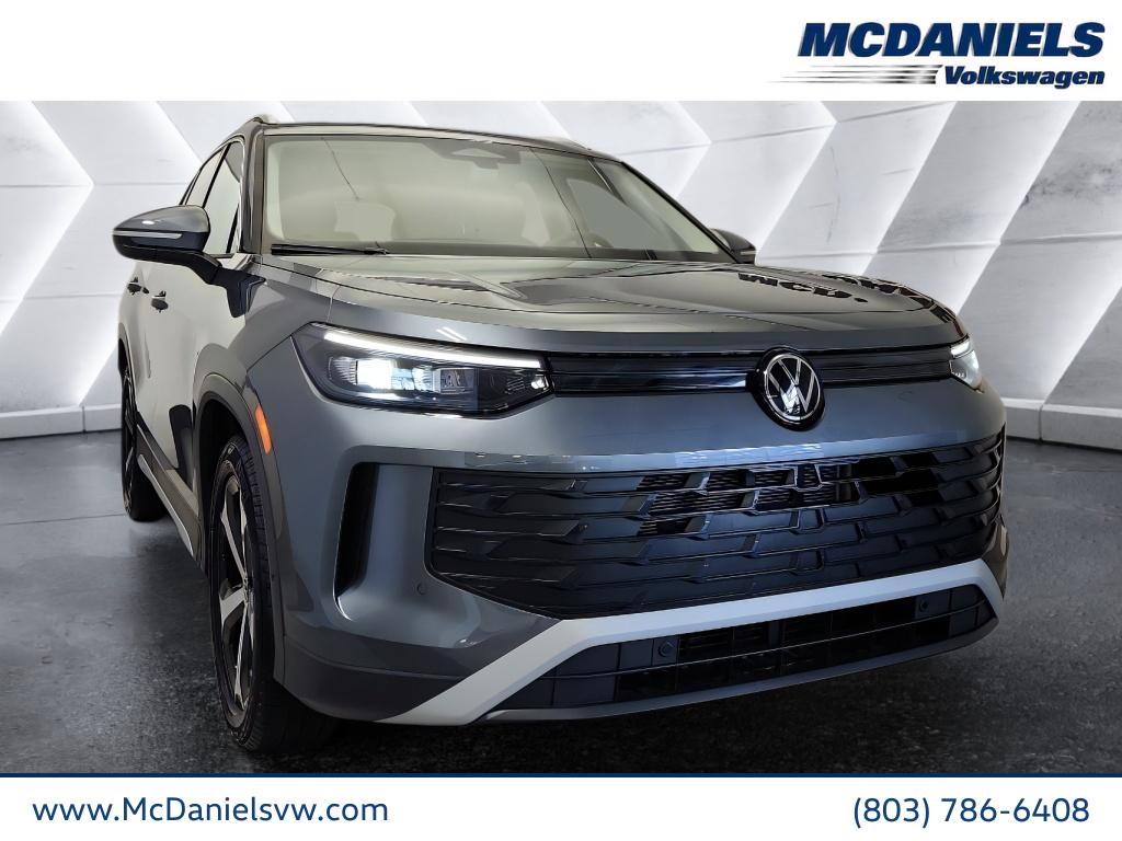 2026 Volkswagen Tiguan 2.0T SE's photo