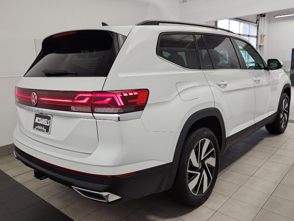 2026 Volkswagen Atlas SE Technology photo 4