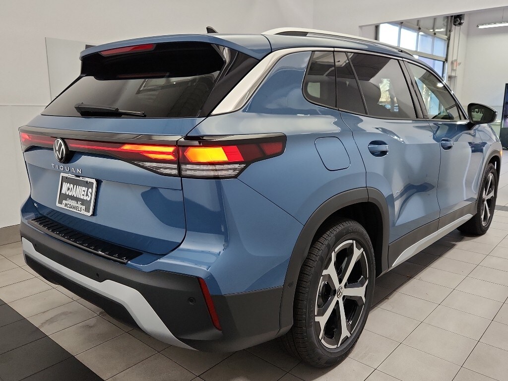 New 2026 Volkswagen Tiguan SE SUV