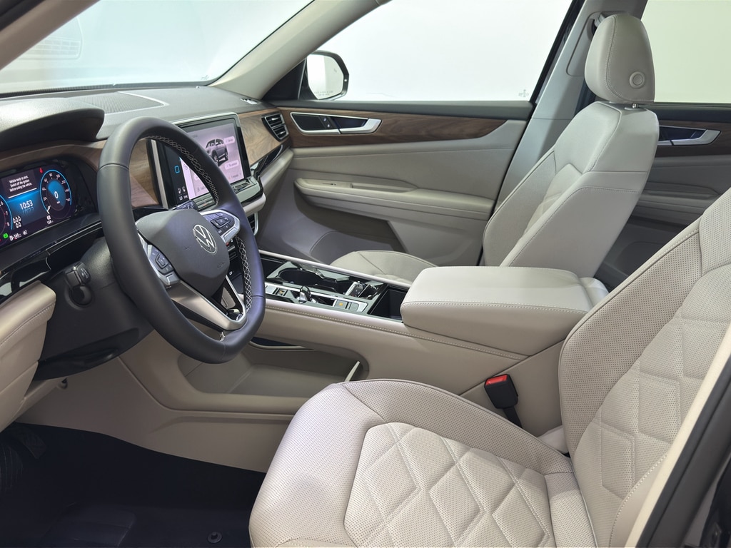 2026 Volkswagen Atlas SE w/Tech - Photo 8