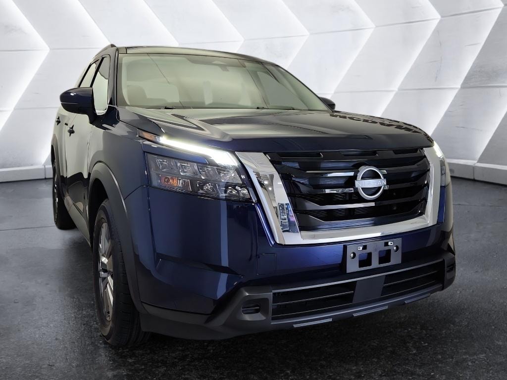 Used 2025 Nissan Pathfinder SV Sport Utility