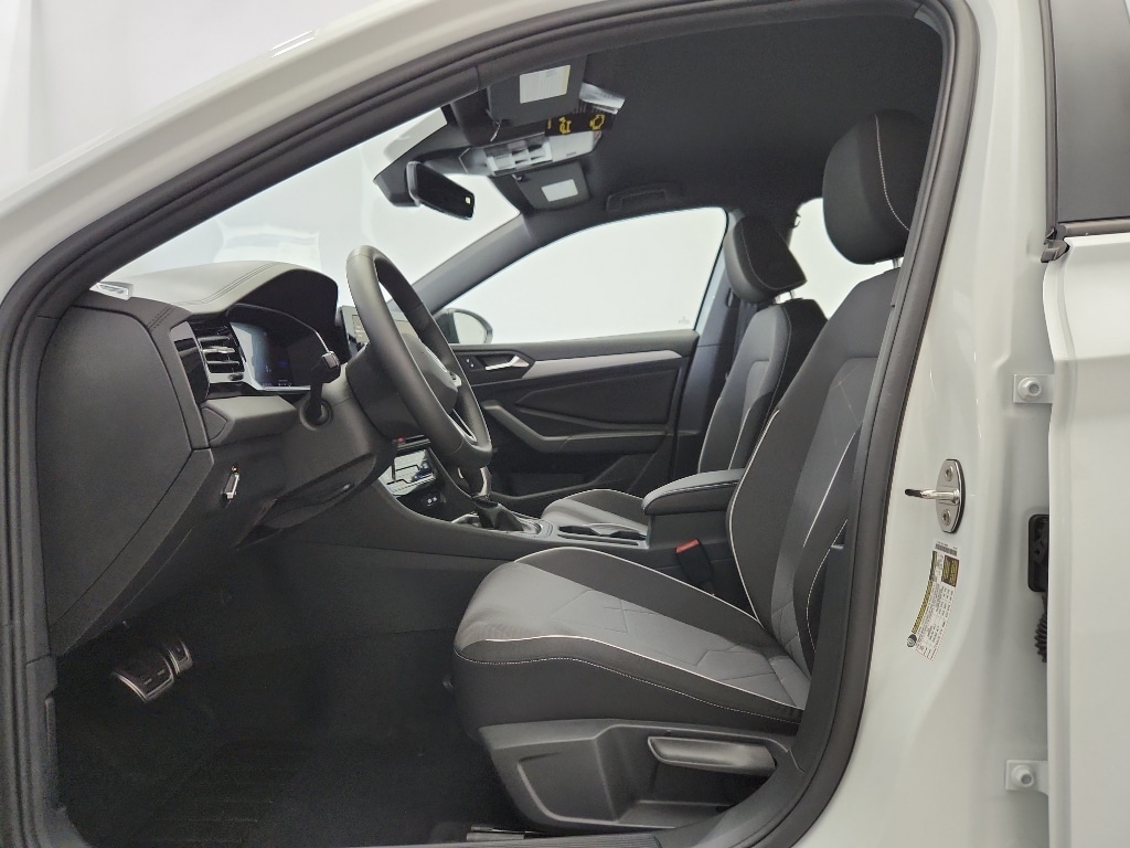 2026 Volkswagen Jetta Sport - Photo 8
