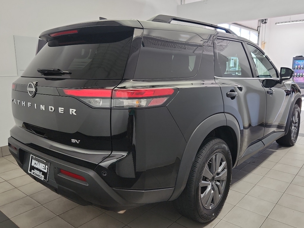 Used 2024 Nissan Pathfinder SV SUV