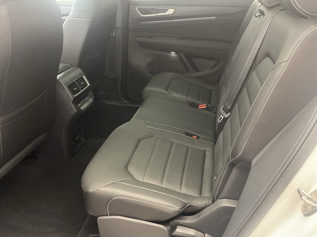 2026 Volkswagen Atlas Cross Sport SEL R-LINE - Photo 31