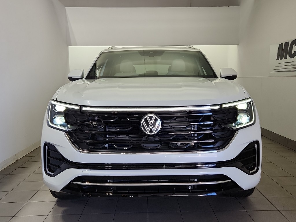 New 2026 Volkswagen Atlas Cross Sport 2.0T SEL Premium R-Line SUV