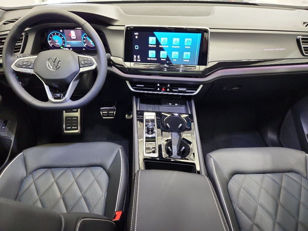2026 Volkswagen Atlas Cross Sport SEL Premium R-LINE - Photo 7