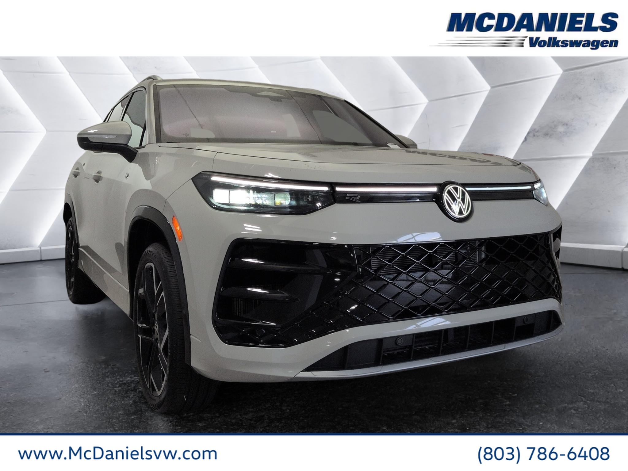 New 2026 Volkswagen Tiguan SEL R-Line Turbo SUV