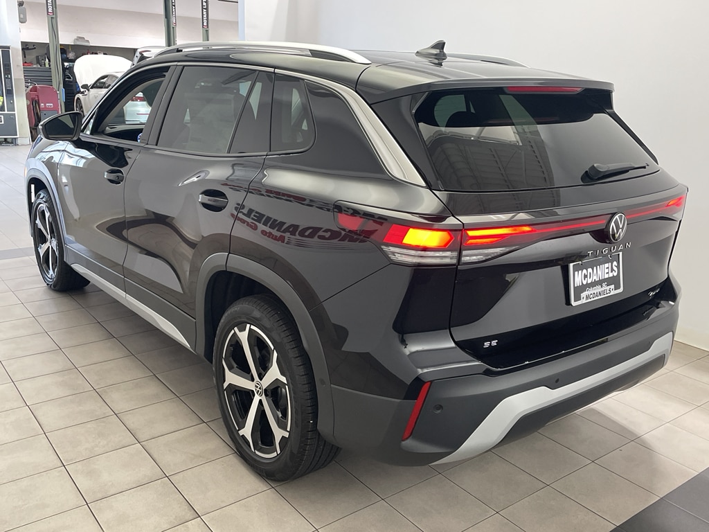 New 2025 Volkswagen Tiguan SE SUV