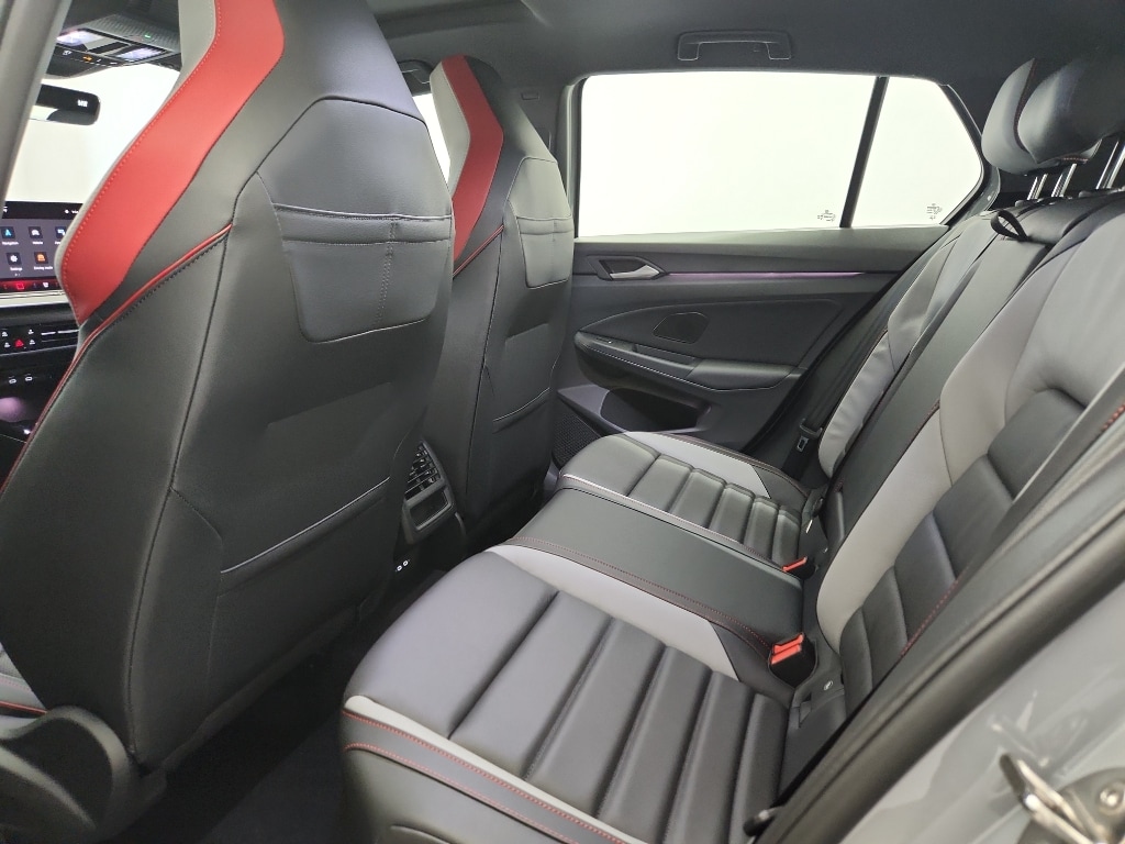 2026 Volkswagen Golf GTI SE - Photo 34