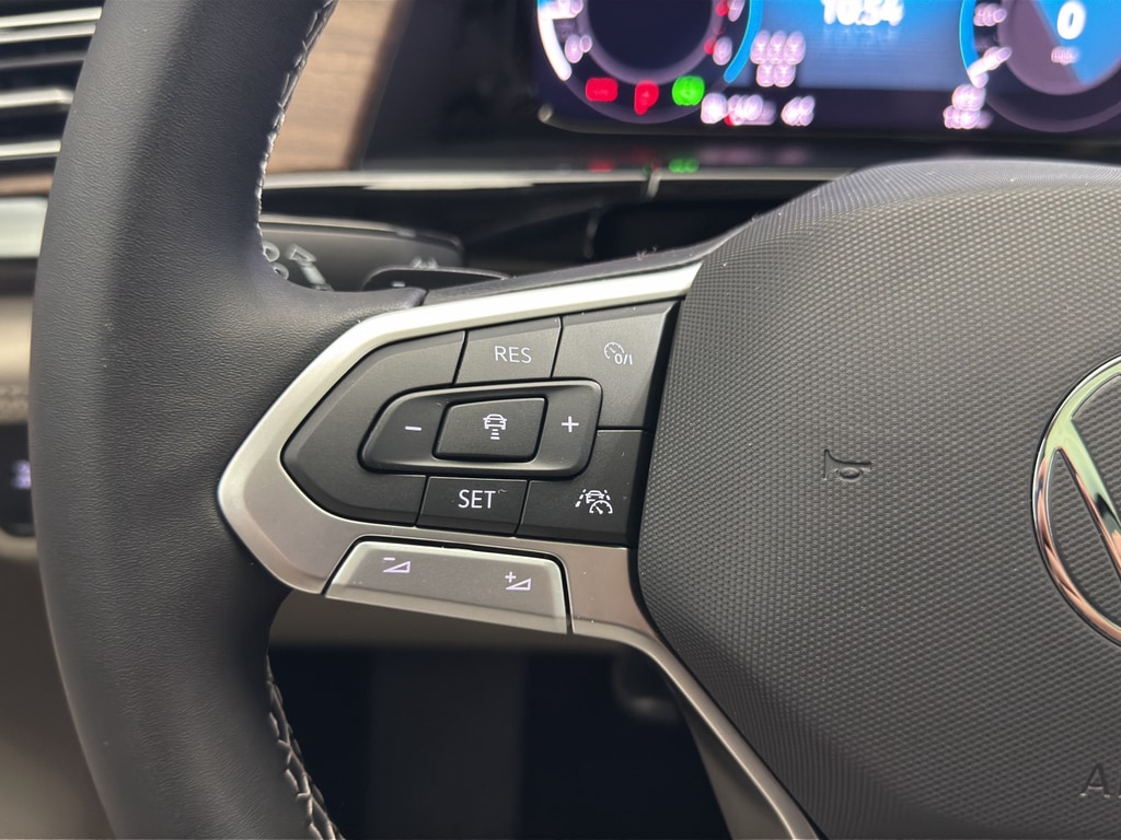 2026 Volkswagen Atlas SE w/Tech - Photo 13