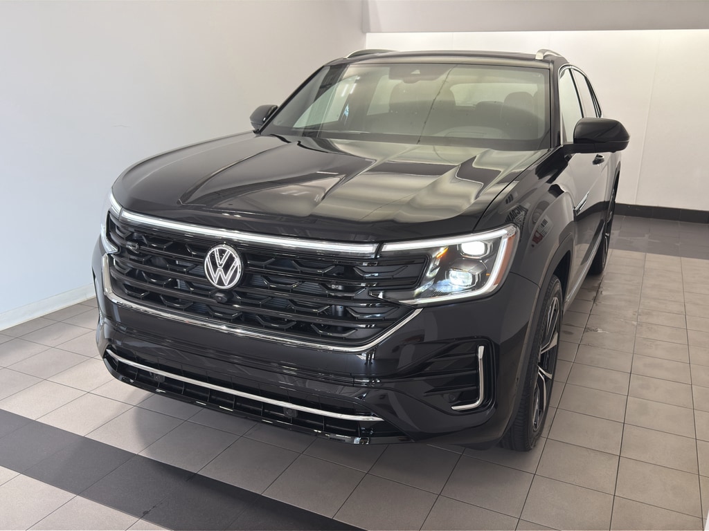 New 2026 Volkswagen Atlas Cross Sport 2.0T SEL Premium R-Line SUV
