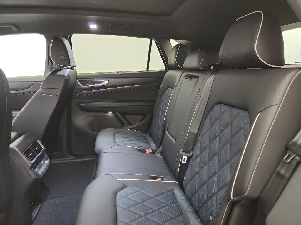 2026 Volkswagen Atlas Cross Sport SEL Premium R-LINE - Photo 33