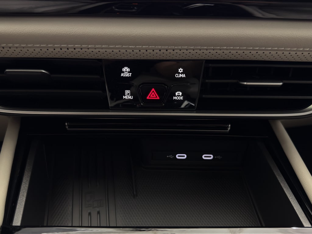 2026 Volkswagen Atlas SE w/Tech - Photo 22
