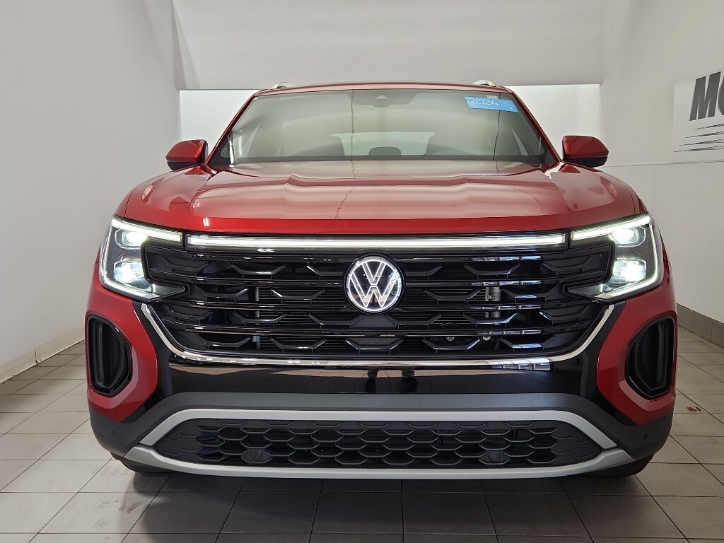 Used 2024 Volkswagen Atlas Cross Sport 2.0T SE w/Technology Sport Utility