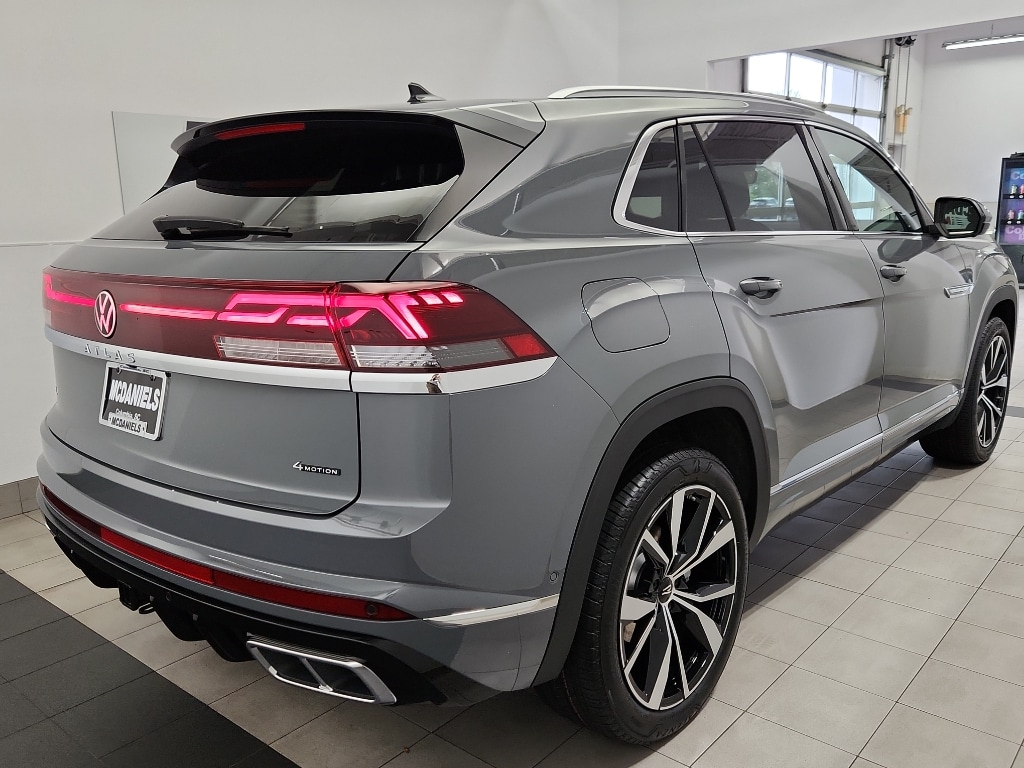 2026 Volkswagen Atlas Cross Sport SEL Premium R-LINE - Photo 4