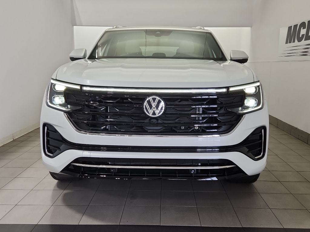 New 2026 Volkswagen Atlas Cross Sport 2.0T SEL Premium R-Line SUV