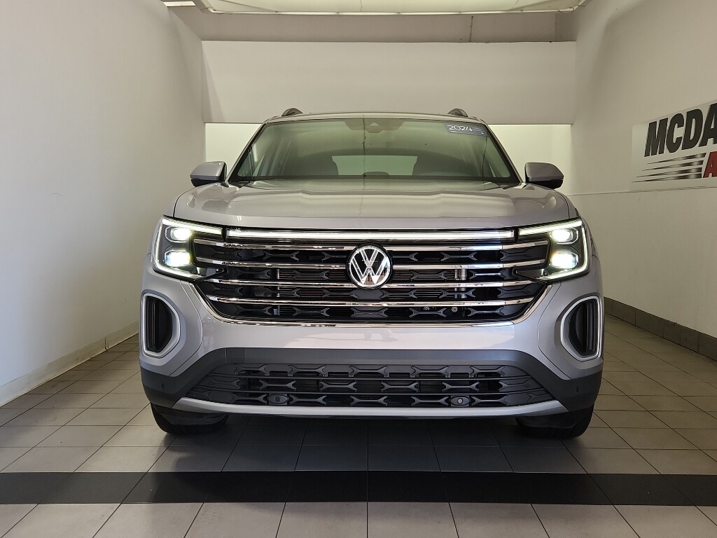 Used 2024 Volkswagen Atlas 2.0T SE w/Technology Sport Utility