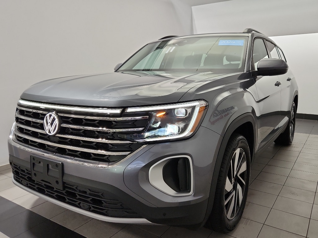 Used 2024 Volkswagen Atlas 2.0T SE w/Technology Sport Utility