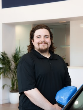 Staff member Ian Douglas from ID_45dbb19d6a06
