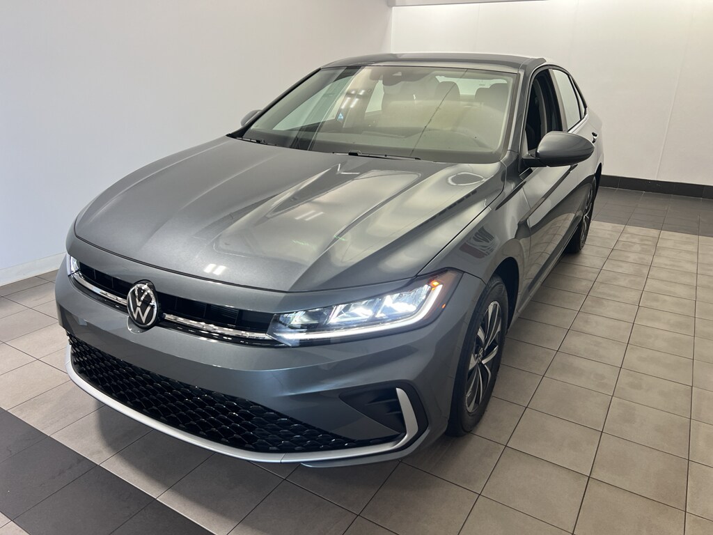 2025 Volkswagen Jetta 1.5T S photo 3