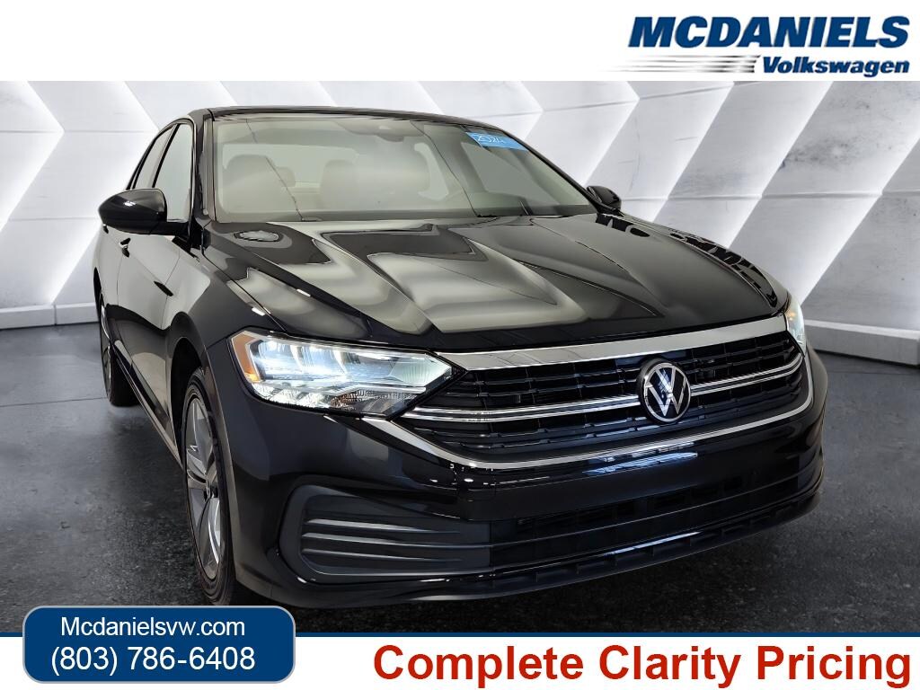 Used 2024 Volkswagen Jetta SE Sedan