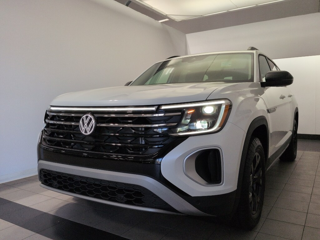 New 2026 Volkswagen Atlas 2.0T Peak Edition SUV