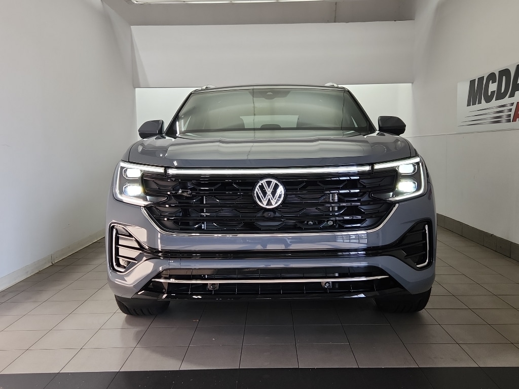 New 2026 Volkswagen Atlas Cross Sport 2.0T SEL Premium R-Line SUV