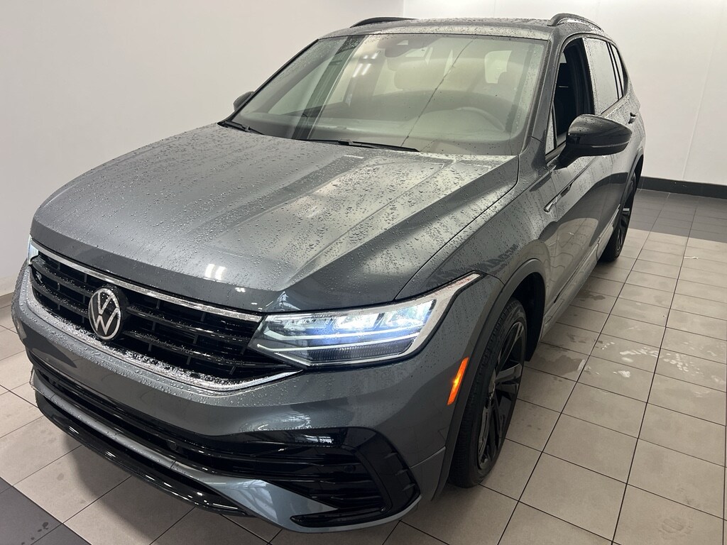 Used 2023 Volkswagen Tiguan SE R-Line Black Sport Utility