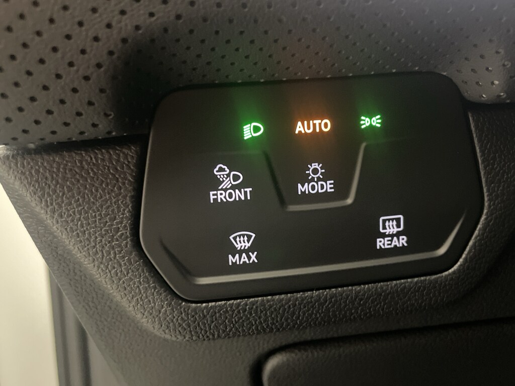 2026 Volkswagen Atlas Cross Sport SEL R-LINE - Photo 16