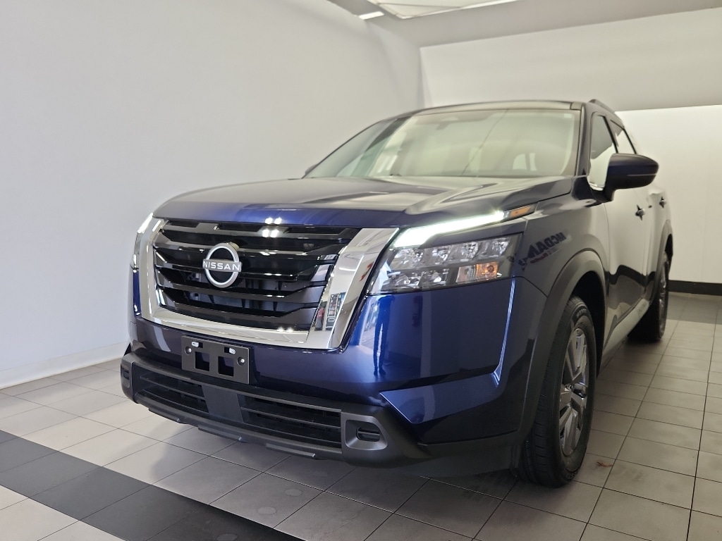 Used 2025 Nissan Pathfinder SV Sport Utility