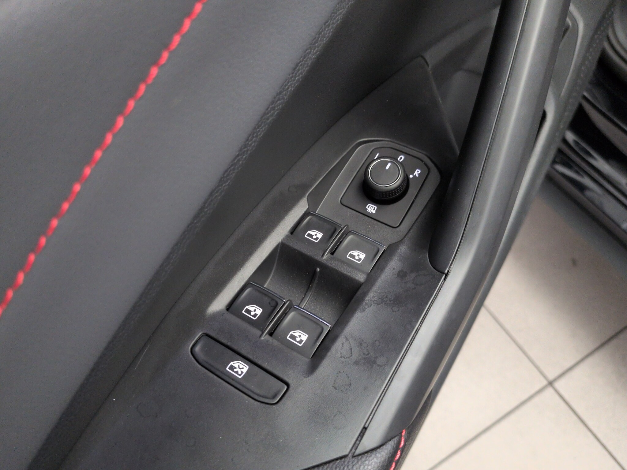 2026 Volkswagen Jetta GLI Autobahn - Photo 10