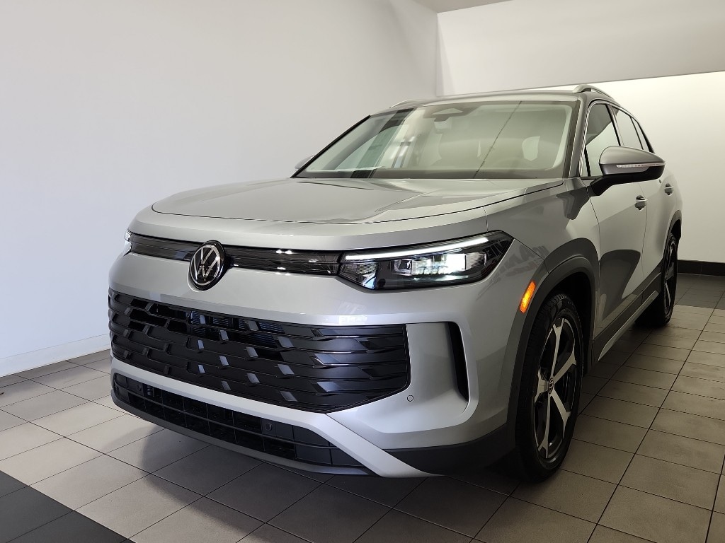 New 2026 Volkswagen Tiguan SE SUV