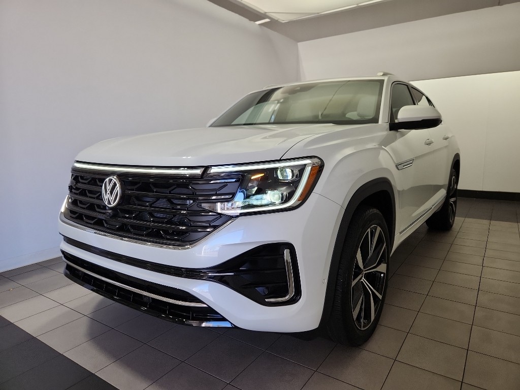 New 2026 Volkswagen Atlas Cross Sport 2.0T SEL Premium R-Line SUV